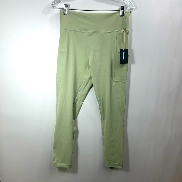 Tentree in motion 7/8 pocket legging in color seedling. Size large. NWT. - Picture 1 of 12